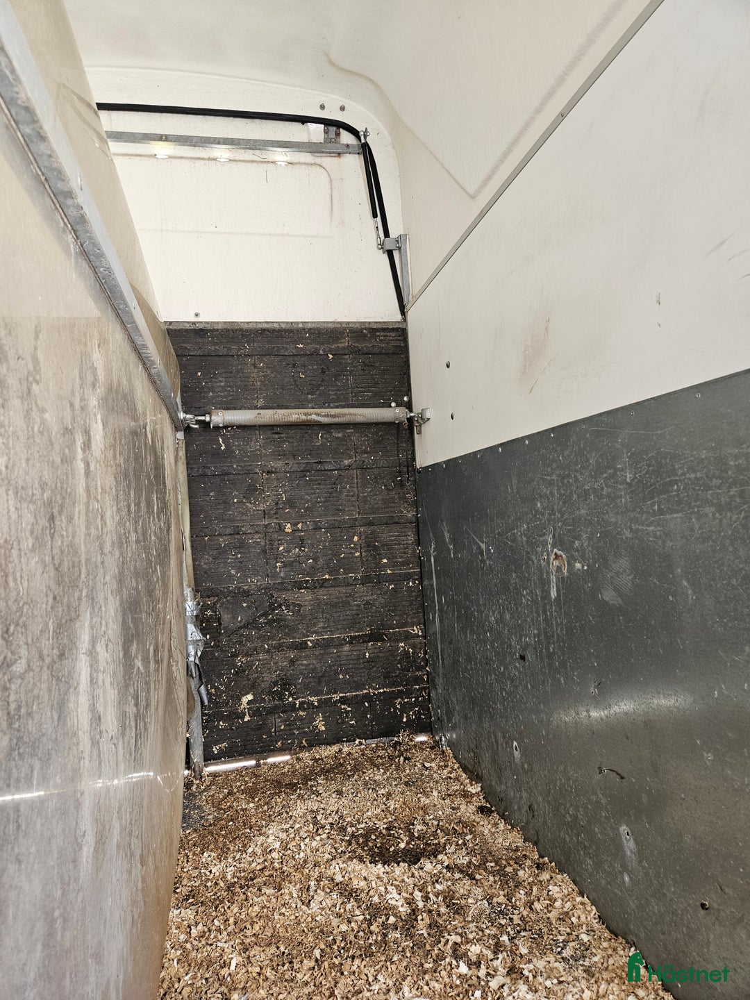 Hästtransporter  fordon & transport till salu: Henra Caliber, alugolv i Nybro - Annons 5