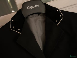 Jackor & Kavajer ryttarutrustning till salu: RIDKAVAJ MED BLING! i Stånga - Annons 10