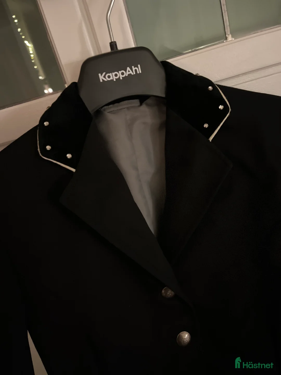 Jackor & Kavajer ryttarutrustning till salu: RIDKAVAJ MED BLING!  - Annons 1