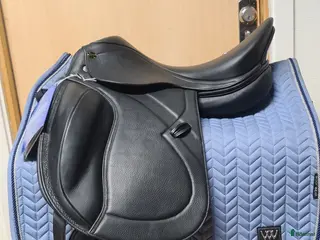 Sadlar hästutrustning Lippo Azzario Supreme i Hamneda - Annons 6