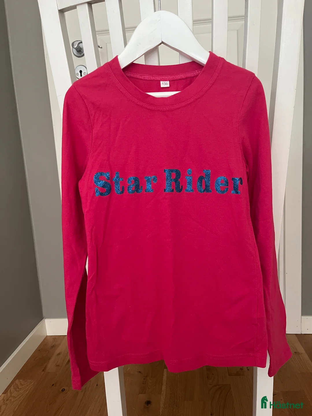 Övrig utrustning övrig utrustning till salu: Nattlinne och tröja  - Annons 2