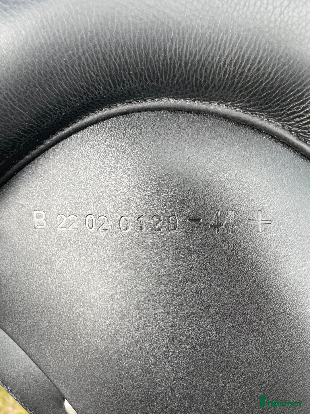 Sadlar hästutrustning till salu: Bates Classic dressyrsadel 17,5” Medium i Täby - Annons 4