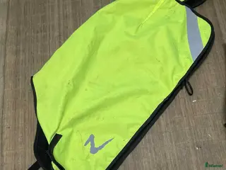 Täcken hästutrustning till salu: Täcke - ländtäcke i Heberg - Annons 2