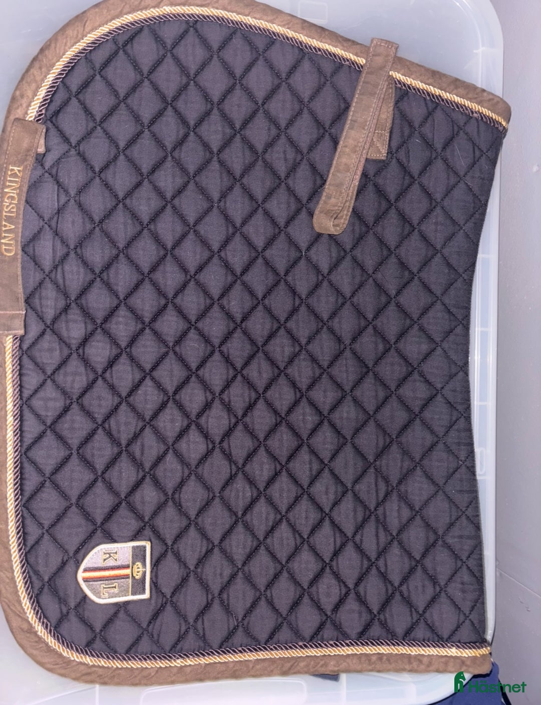 Schabrak & Vojlockar hästutrustning till salu: Kvalitetschabrak hopp full i Västerhaninge - Annons 6