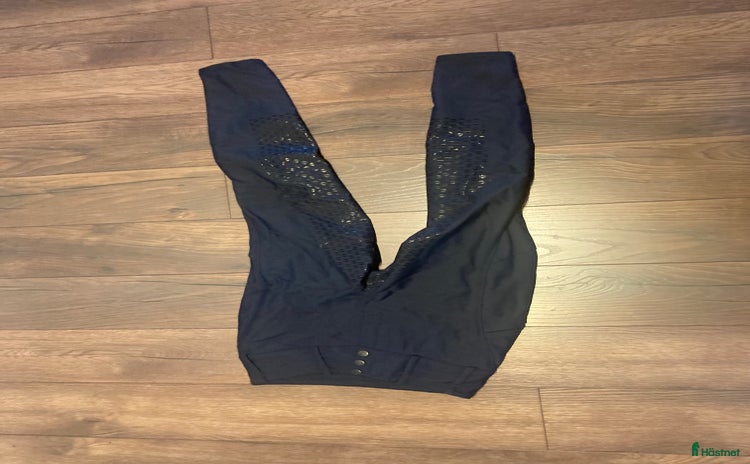 Ridbyxor ryttarutrustning till salu i Onsala - Annons 15