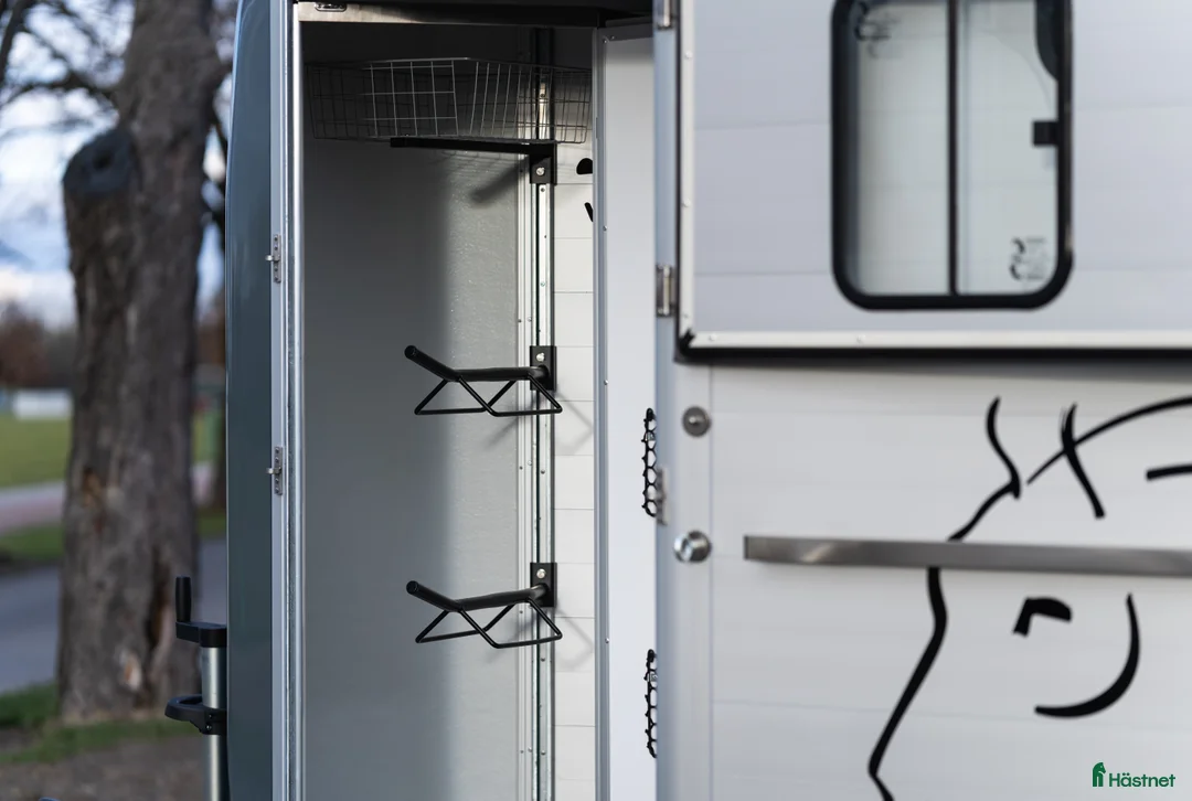 Hästtransporter  fordon & transport till salu: Cheval Liberté Touring Country med fronturlastning - Annons 17