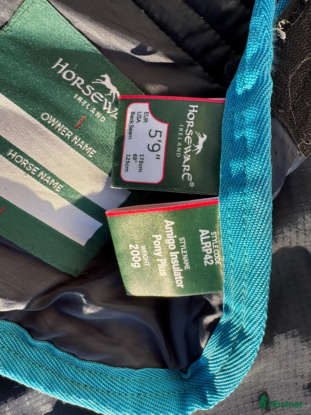 Täcken hästutrustning till salu: Amigo Innetäcke med hals, stl 125 - Annons 2