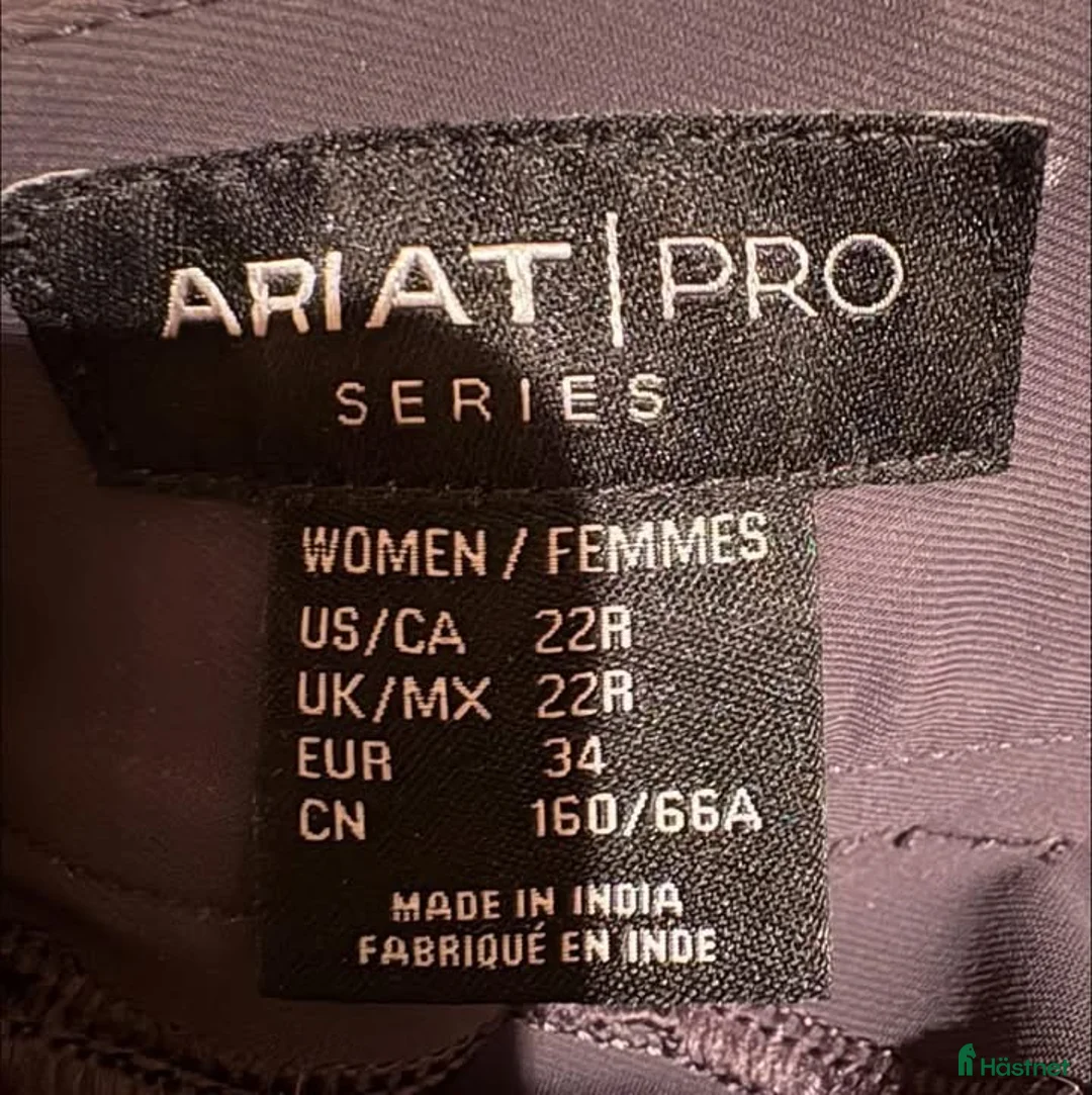 Ridbyxor ryttarutrustning till salu: Ariat ridbyxor till salu i Lidingö - Annons 3