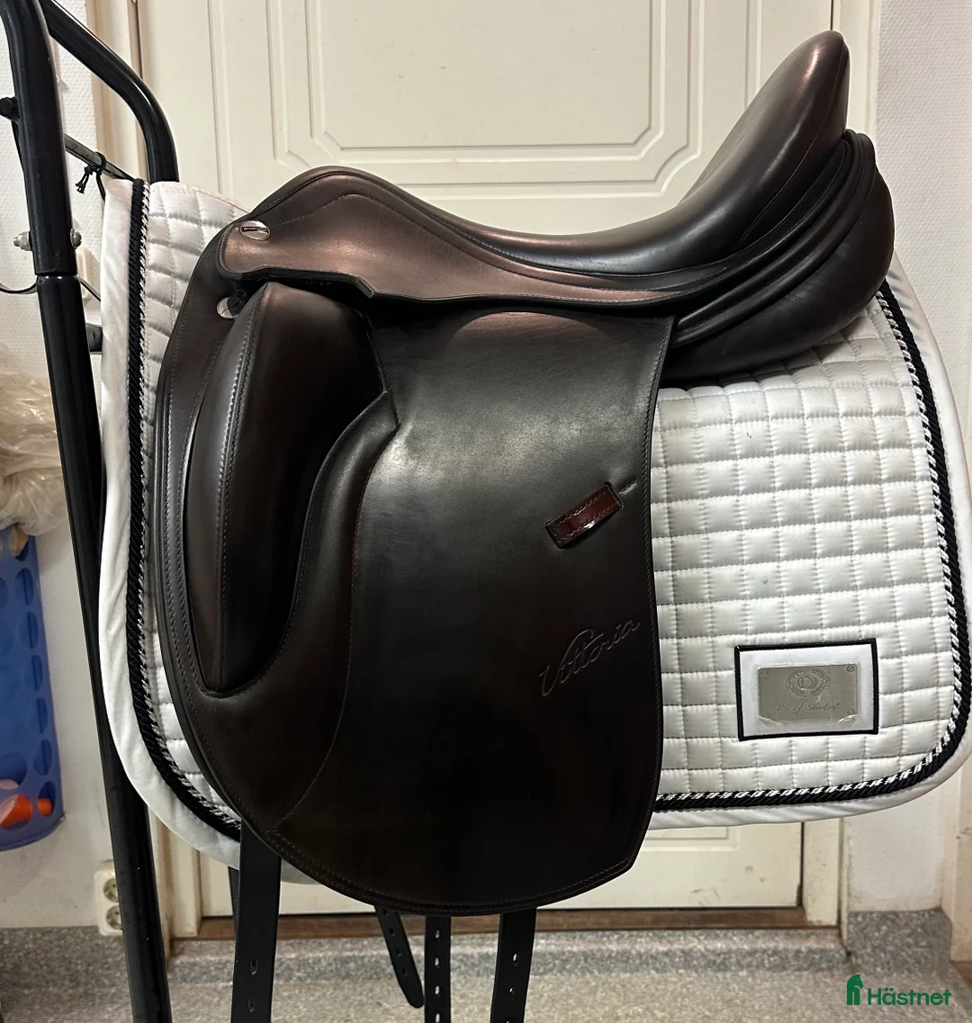 Sadlar hästutrustning till salu: Erreplus Vittoria i Vellinge - Annons 2