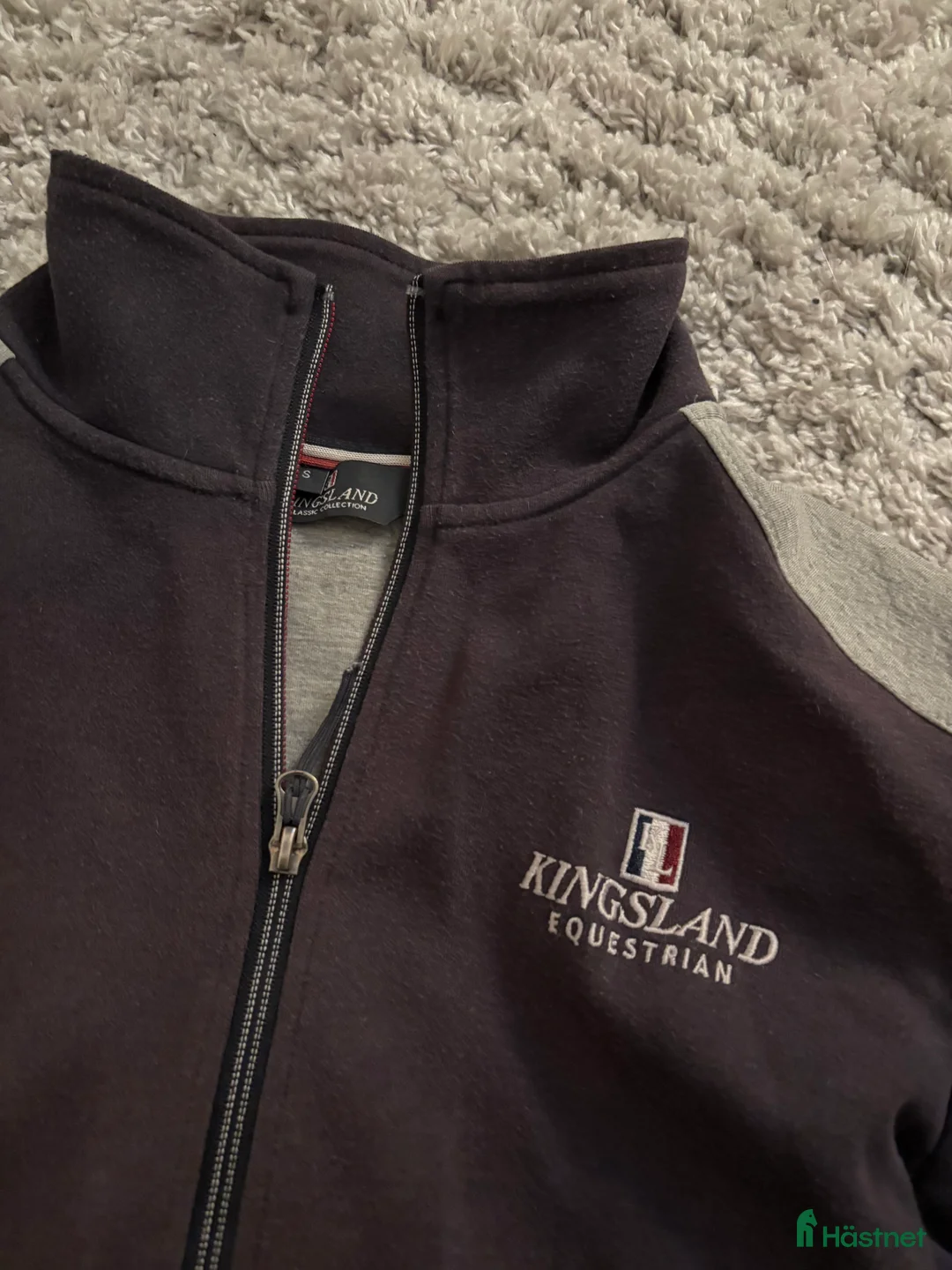 Övrig Ryttarutrustning ryttarutrustning till salu: kingsland zip tröja  - Annons 3