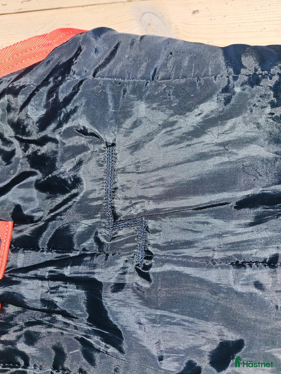 Täcken hästutrustning till salu: Horsewear Mio i Skultuna - Annons 3