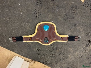 Sadeltillbehör hästutrustning till salu: eQuick magplatta i Skövde - Annons 24