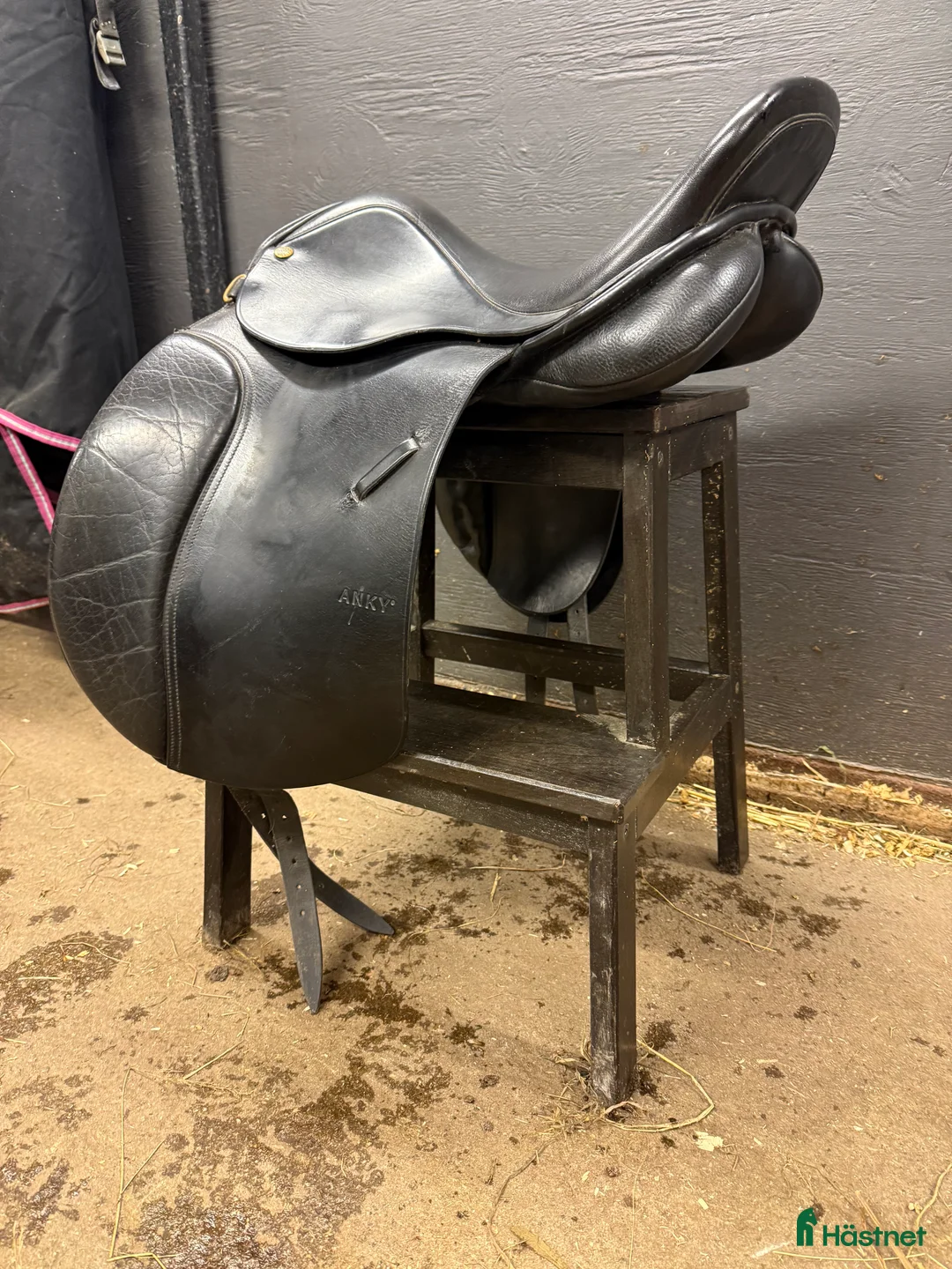 Sadlar hästutrustning till salu: Dressyrsadel Pessoa Anky i svart läder  i Njurunda - Annons 3