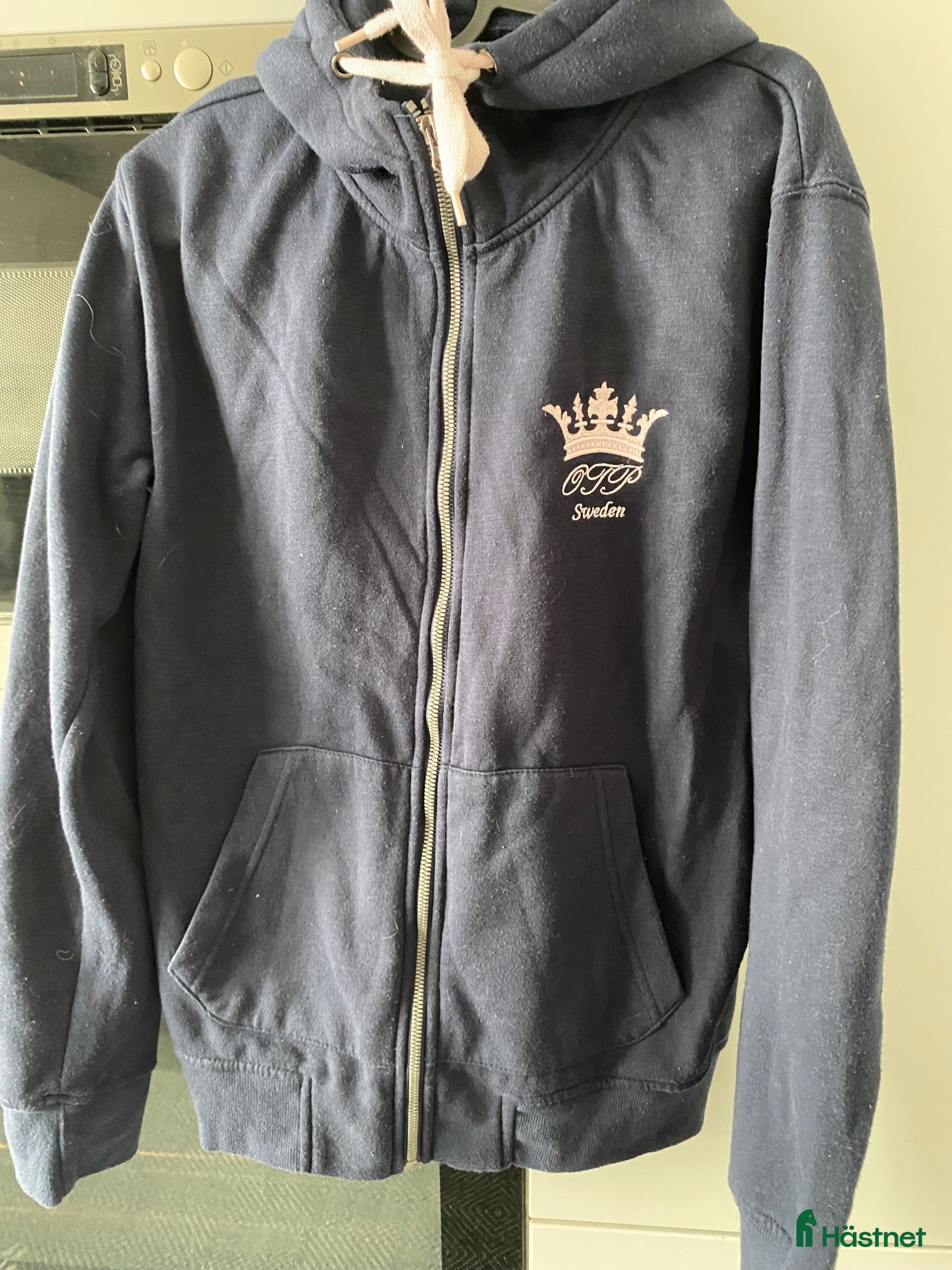 Övrigt Ridkläder ryttarutrustning till salu: Snygg marinblå hoodie  - Annons 16
