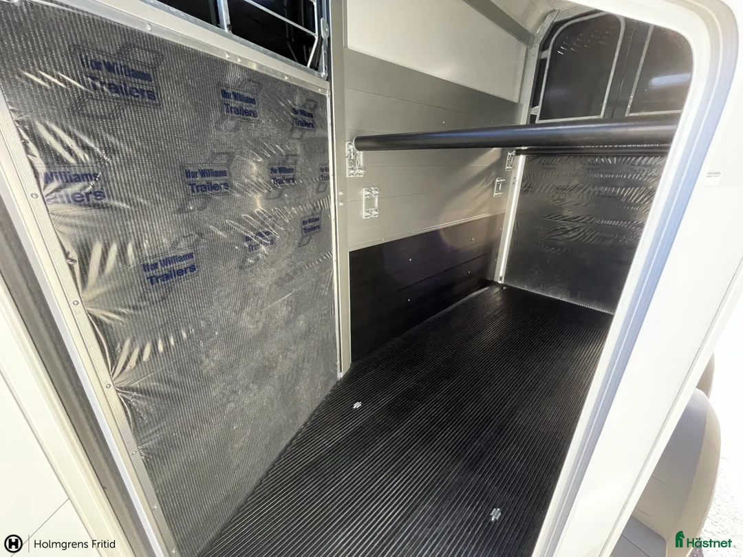 Hästtransporter  fordon & transport till salu: För 1 häst med kombiramp i Västervik - Annons 3