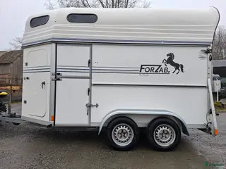 Hästtransporter fordon & transport till salu: Forzab Futuro - Annons 18