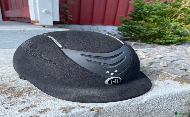 Hjälmar ryttarutrustning till salu i Asarum - Annons 14