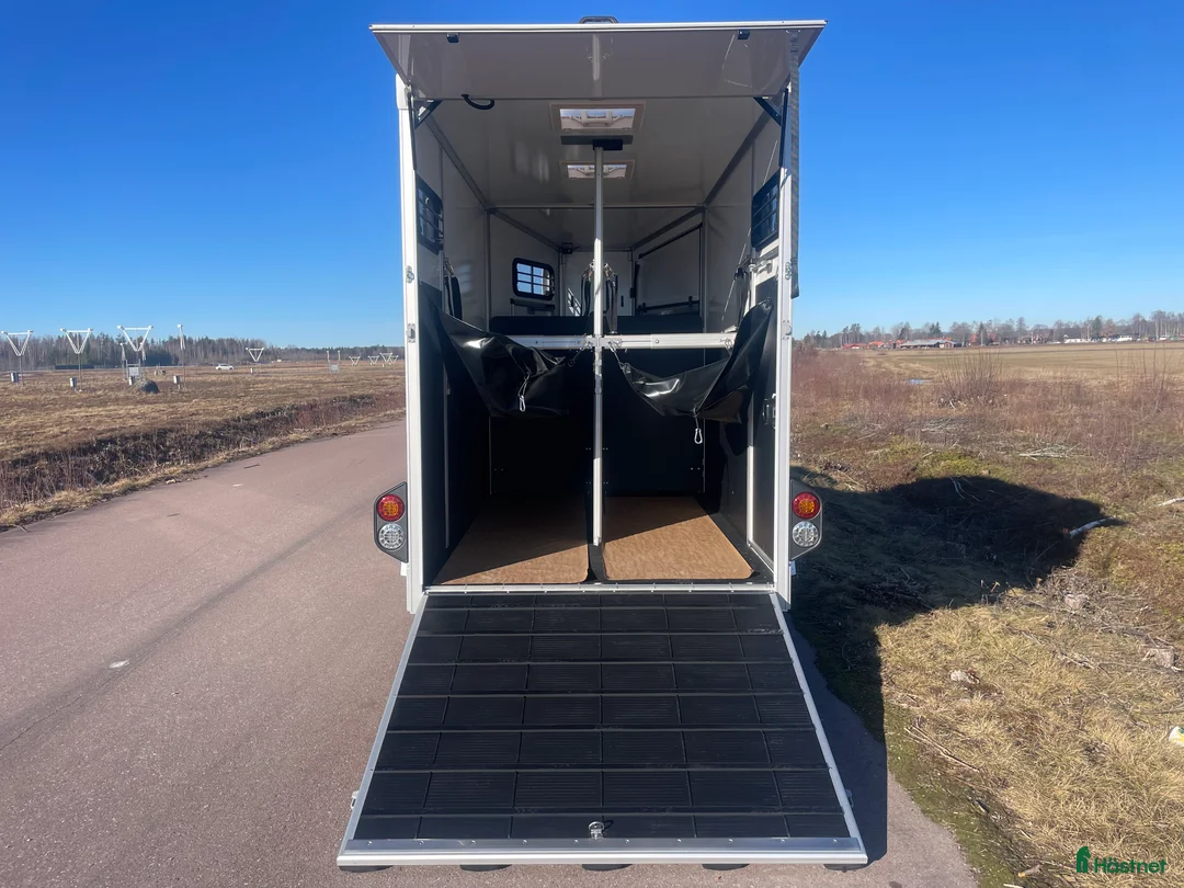 Hästtransporter  fordon & transport till salu: UME B50 - Omgående leverans! i Borlänge - Annons 4