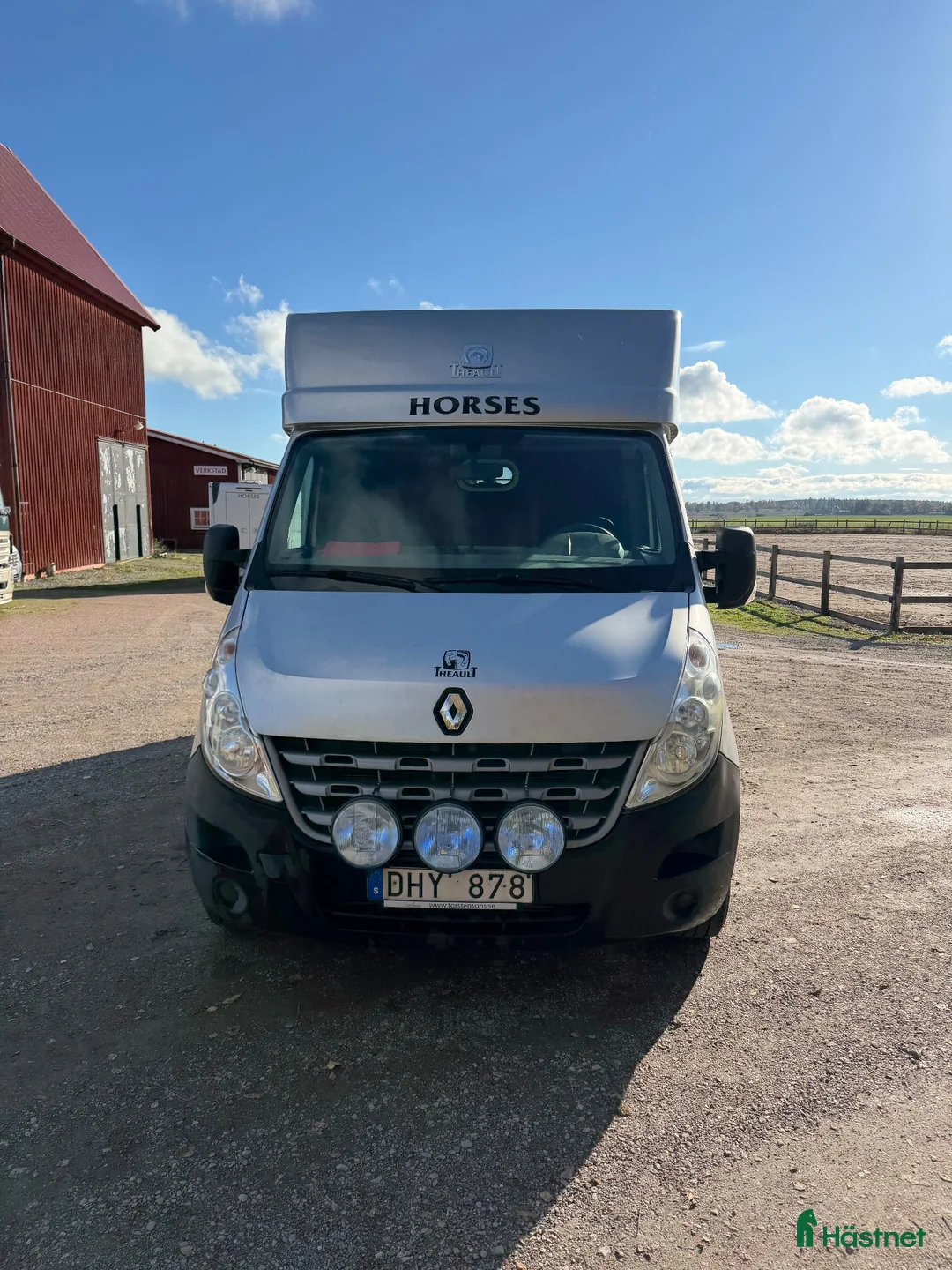 Hästlastbilar  fordon & transport till salu: Hästlastbil Theault b-kort  - Annons 2
