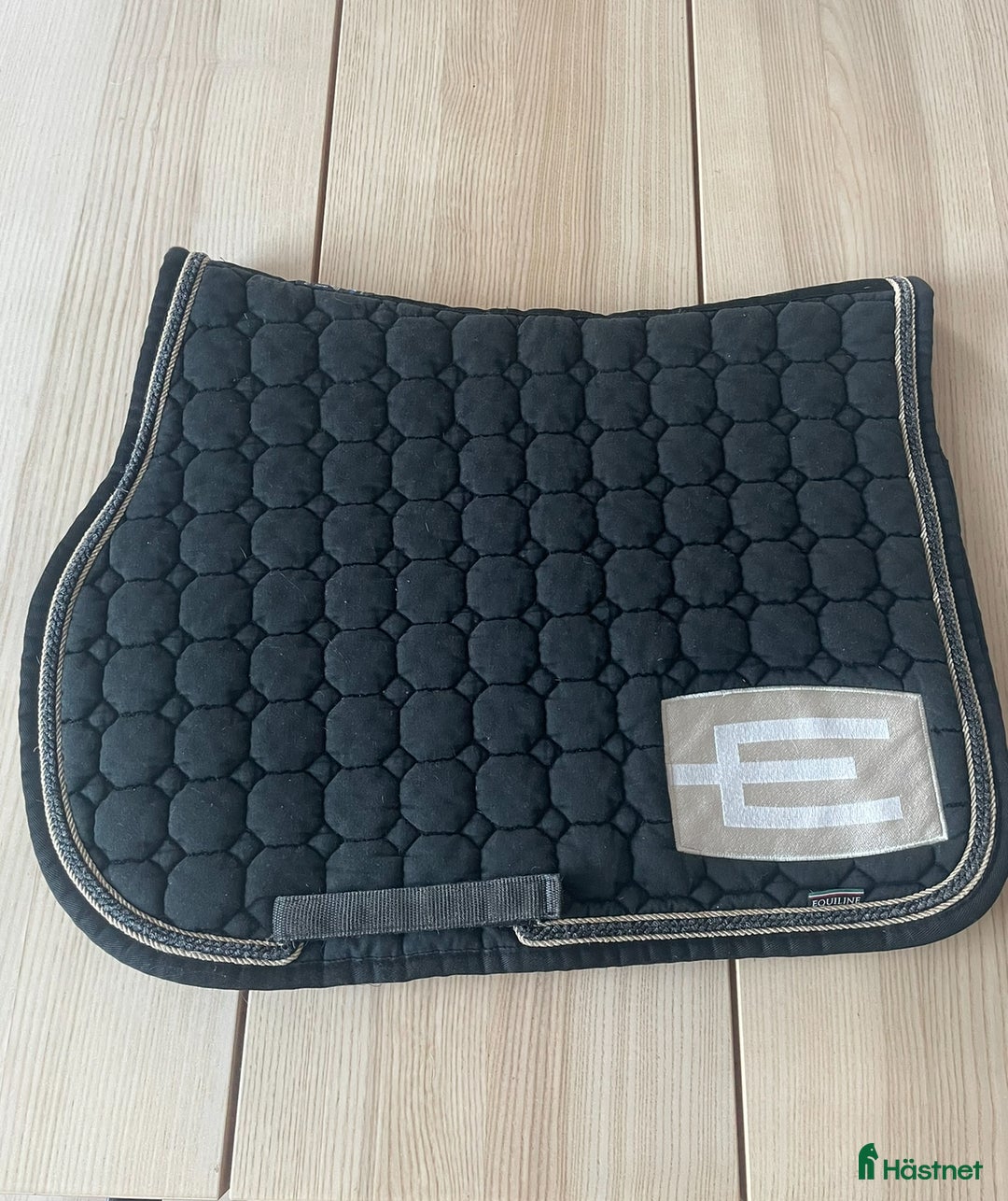 Schabrak & Vojlockar hästutrustning till salu: Equiline Schabrak i Örebro - Annons 1