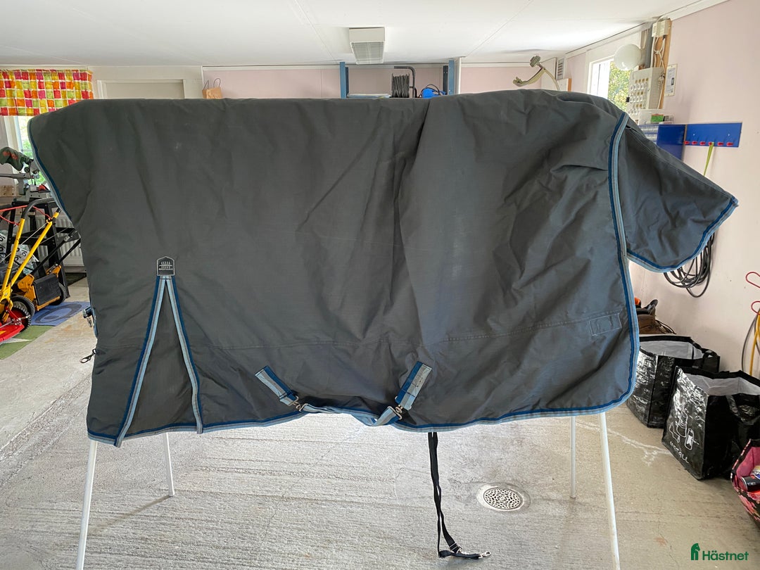 Täcken hästutrustning till salu: HANSBO Vintertäcke  i Uppsala - Annons 7