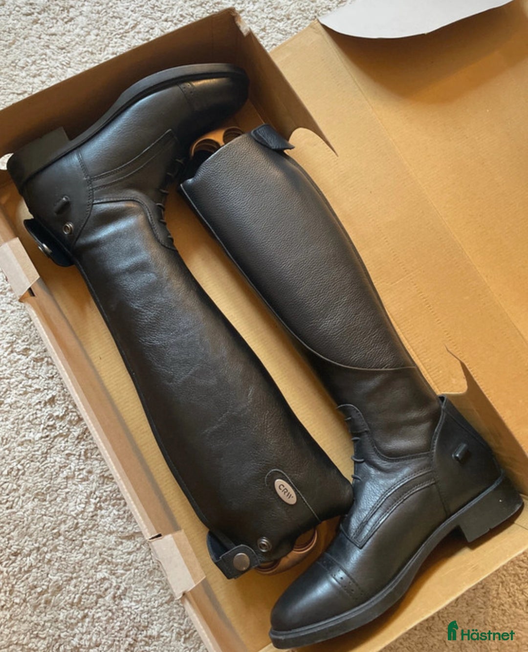 Ridstövlar ryttarutrustning till salu: Ridstövlar i nyskick  i Johanneshov - Annons 1