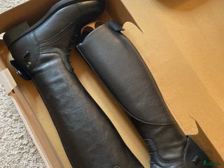 Ridstövlar ryttarutrustning till salu: Ridstövlar i nyskick i Johanneshov - Annons 19