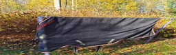 Täcken hästutrustning till salu: Horseware Rambo Helix svett/transporttäcke - Annons 1
