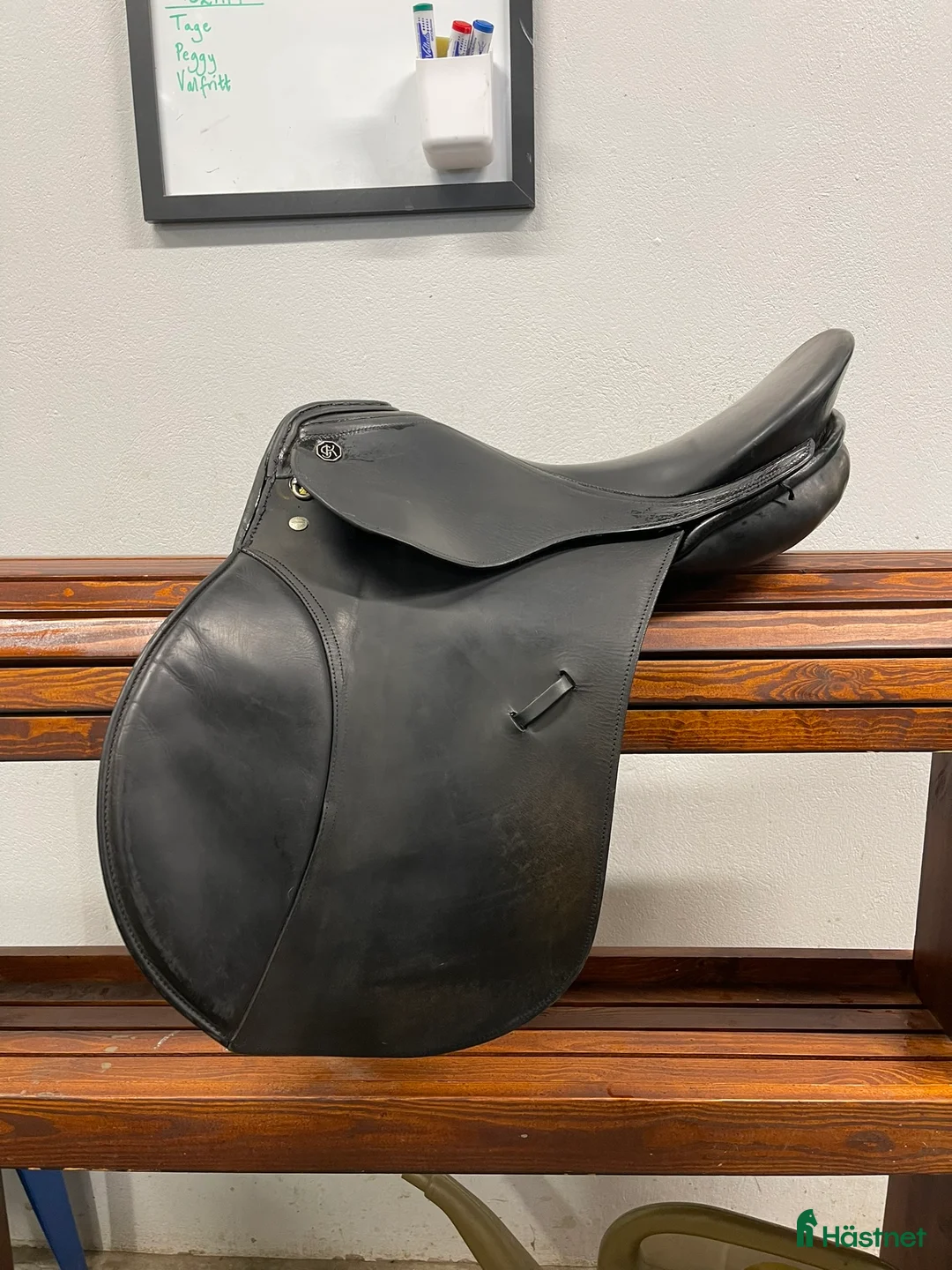 Sadlar hästutrustning till salu: Svart Kieffer Aachen Eventing sadel 17 i Staffanstorp - Annons 1