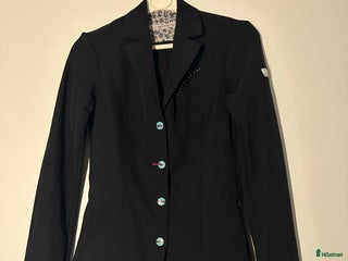 Jackor & Kavajer ryttarutrustning till salu: Animo kavaj i Sunne - Annons 15