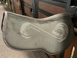 Sadeltillbehör hästutrustning Tryckavlastande och korrigerande sadelpad i Västerås - Annons 3