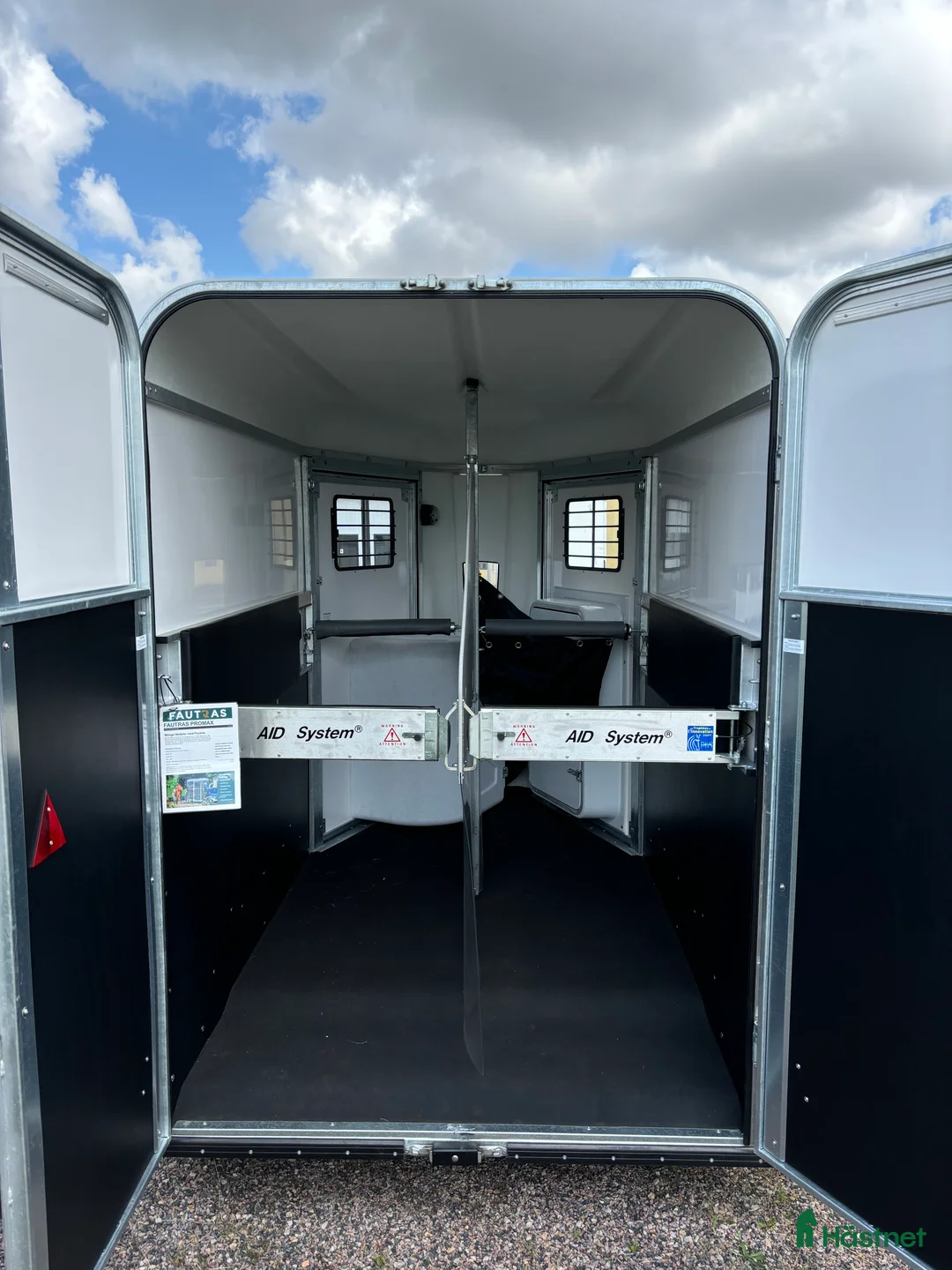 Hästtransporter  fordon & transport till salu: Vi säljer vår Demo - Promax Premium  i Skurup - Annons 4