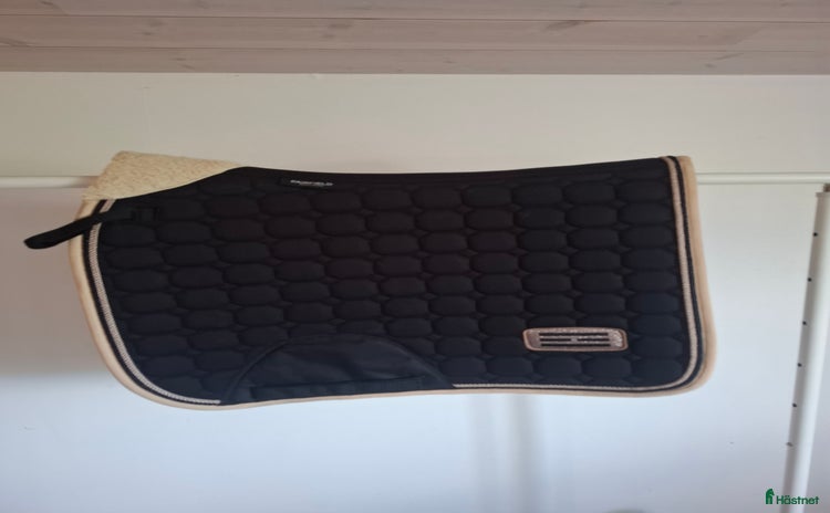 Schabrak & Vojlockar hästutrustning till salu i Köpingsvik - Annons 9