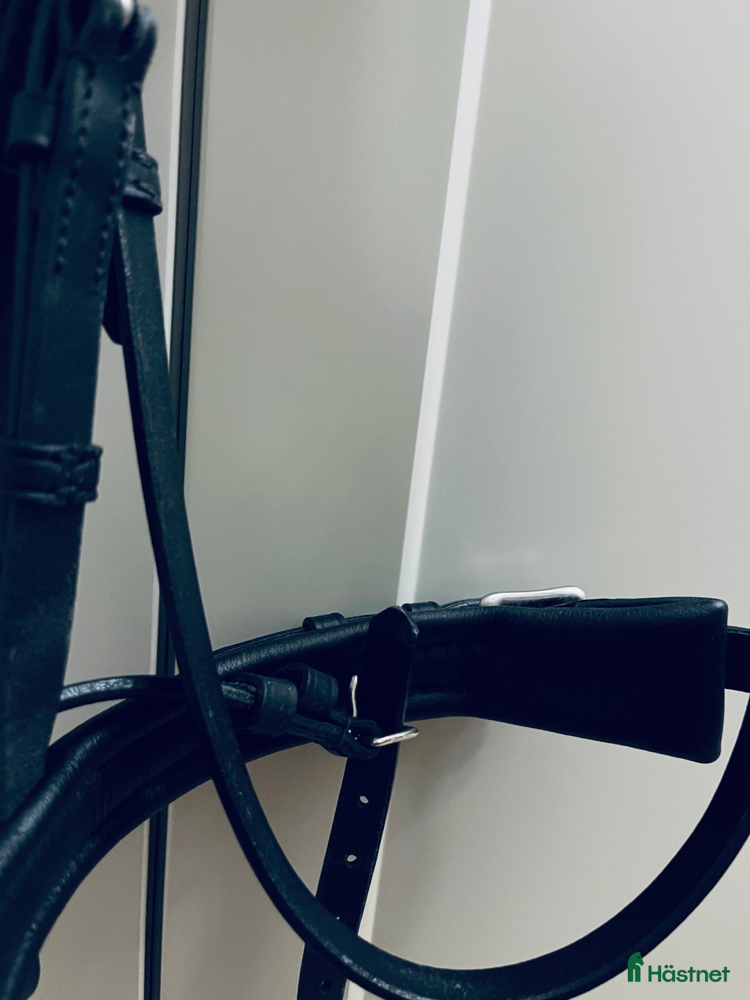 Träns hästutrustning till salu: Otto Schumacher dressyrträns i Stockholm - Annons 6