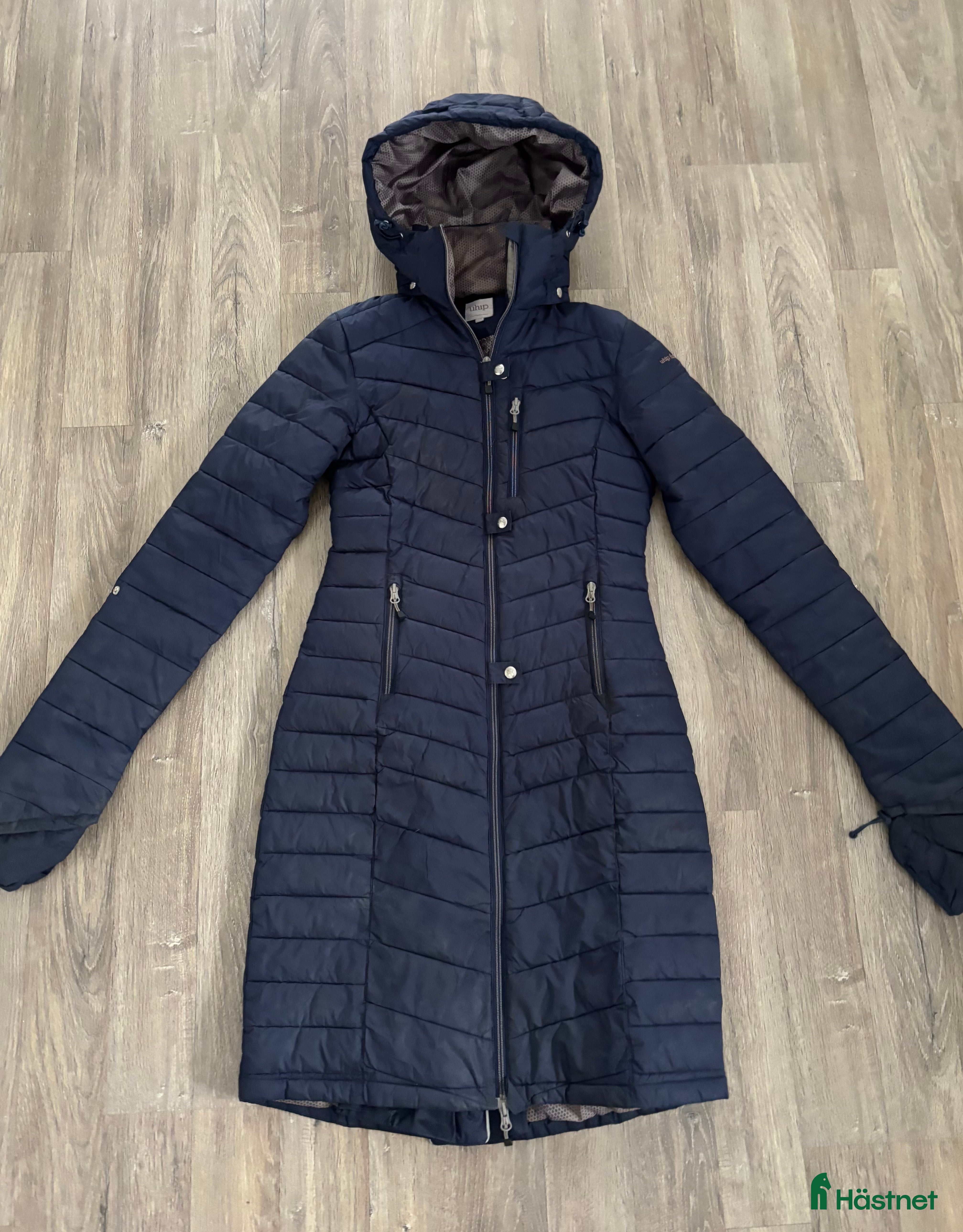 Jackor & Kavajer ryttarutrustning till salu: uhip lång kappa 34 i Ljungsbro - Annons 5