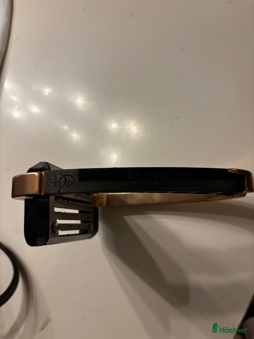 Stigbyglar hästutrustning till salu: Acavallo stigbyglar – rosé, superfina ✨ i Surahammar - Annons 3