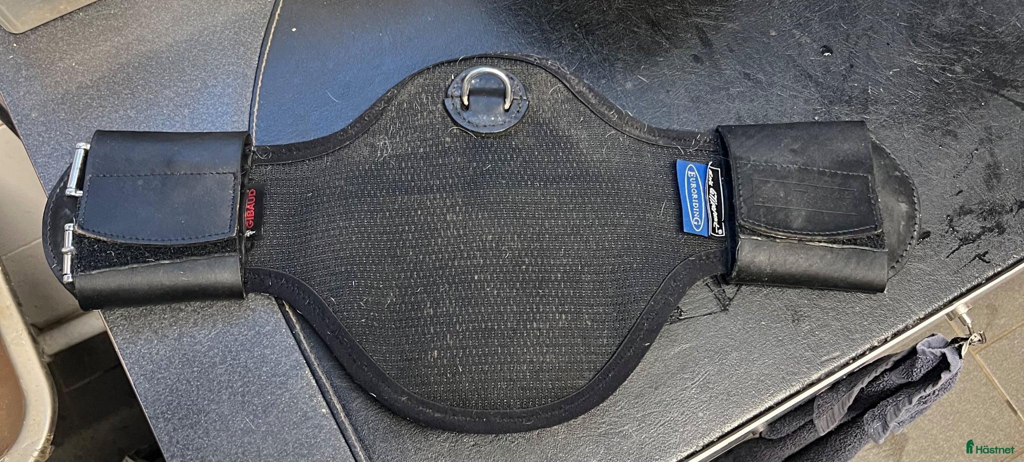 Sadeltillbehör hästutrustning Dressyrgjord Eric le tixerant - Annons 2