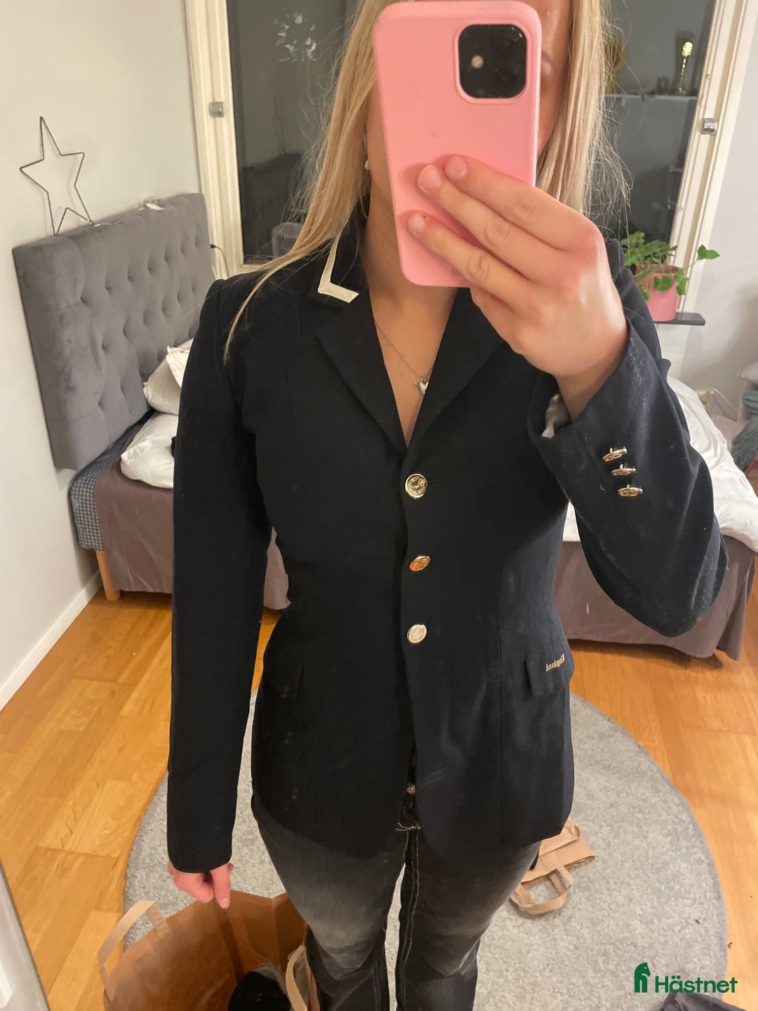 Jackor & Kavajer ryttarutrustning till salu: Tävlingskavaj från kingsland i Västerås - Annons 1