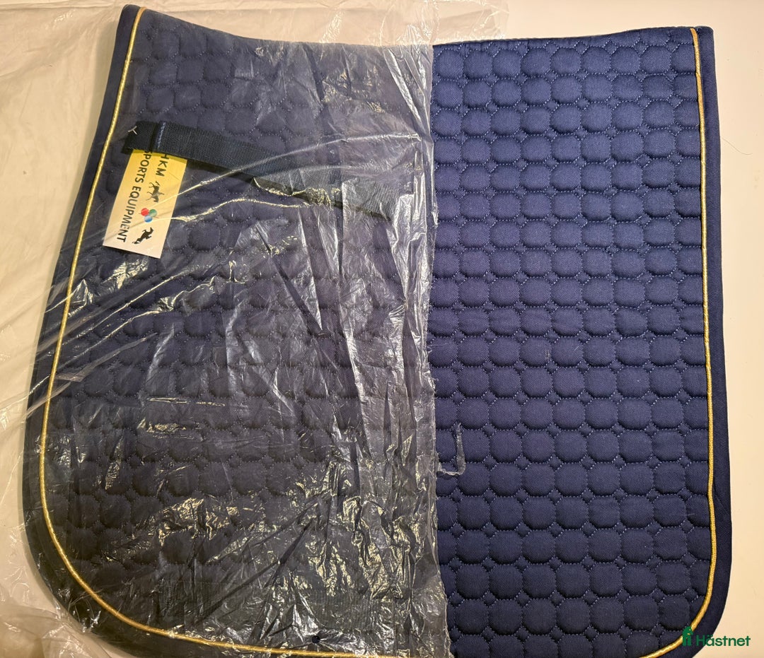 Schabrak & Vojlockar hästutrustning till salu: Schabrak - ponny i Linköping - Annons 7