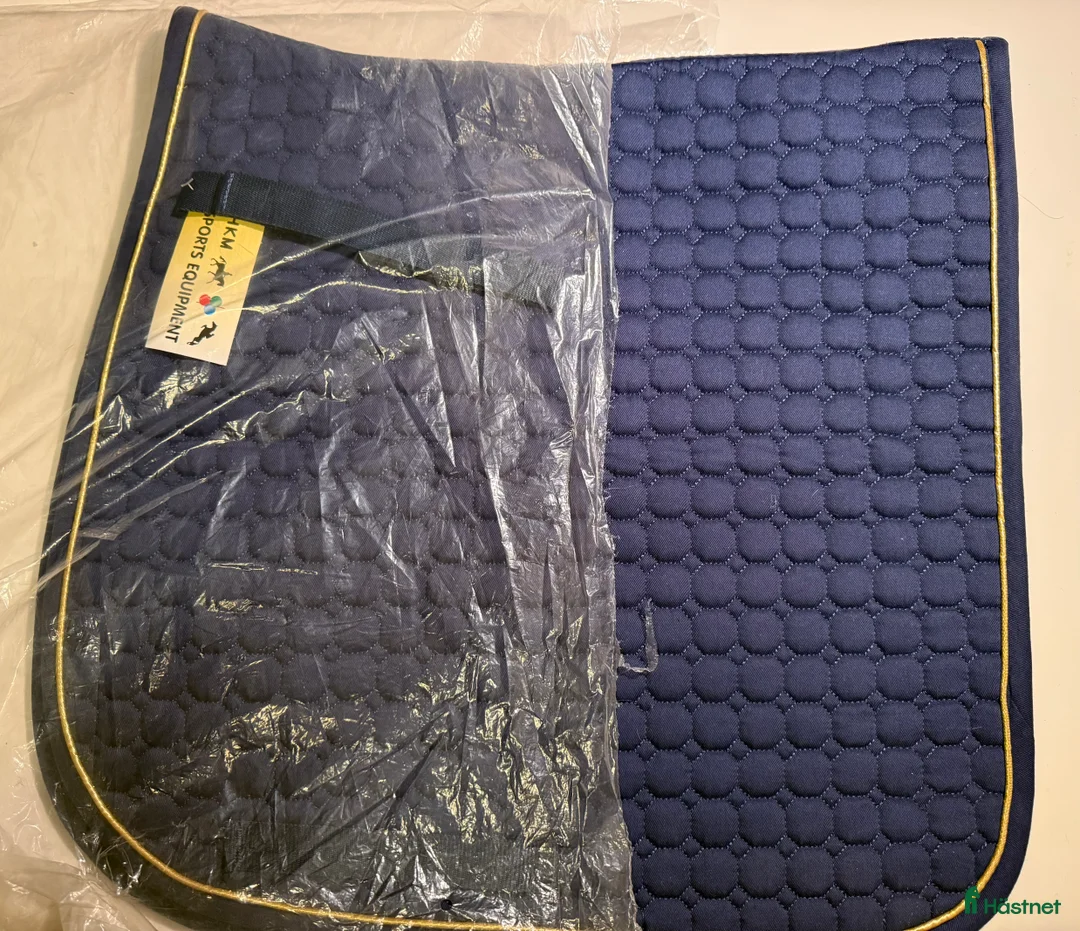 Schabrak & Vojlockar hästutrustning till salu: Schabrak - ponny i Linköping - Annons 7