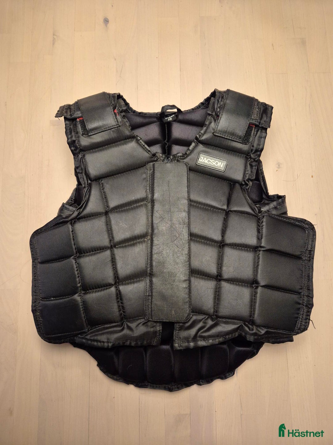 Säkerhetsvästar ryttarutrustning till salu: Jacson Säkerhetsväst i Ljungby - Annons 1