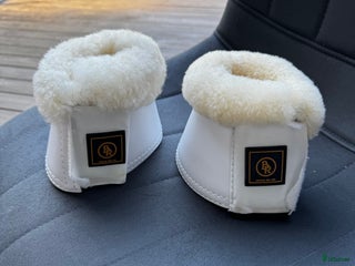 Benskydd hästutrustning till salu: Vita boots BR storlek S i Motala - Annons 19