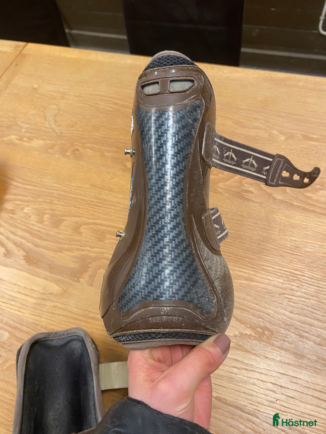 Benskydd hästutrustning till salu: Veredus framskydd  i Västerljung - Annons 5