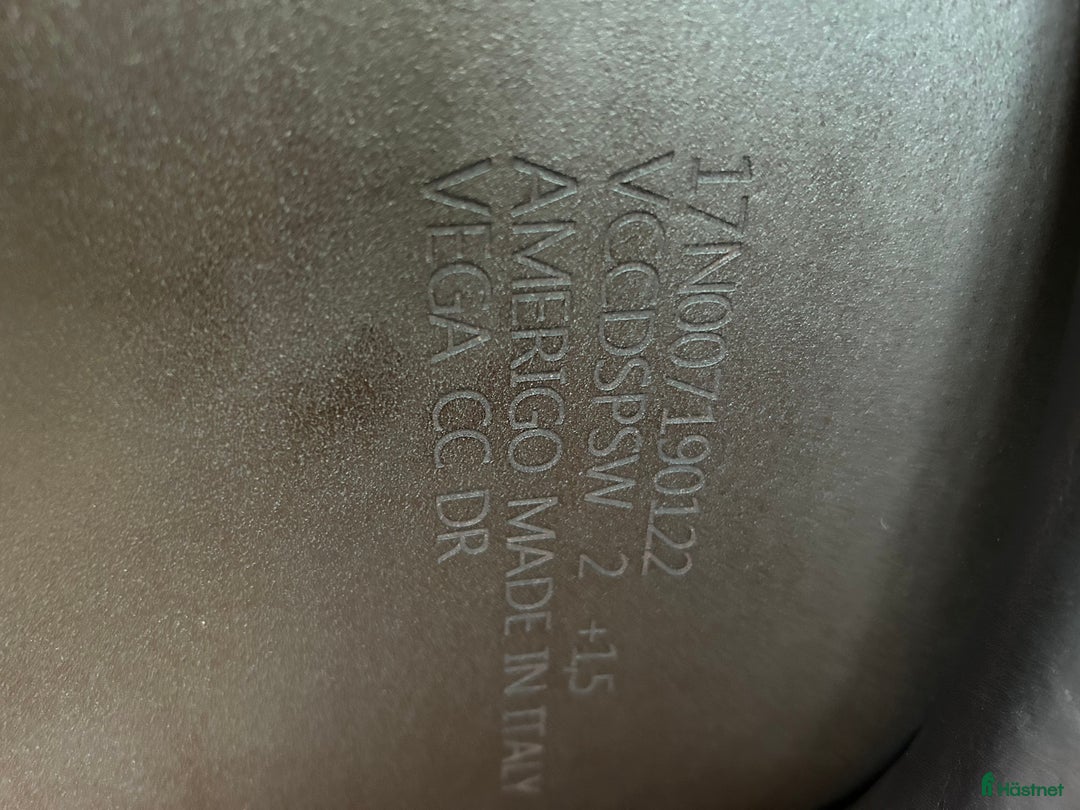 Sadlar hästutrustning till salu: Amerigo Vega CC, byte möjligt i Mantorp - Annons 6