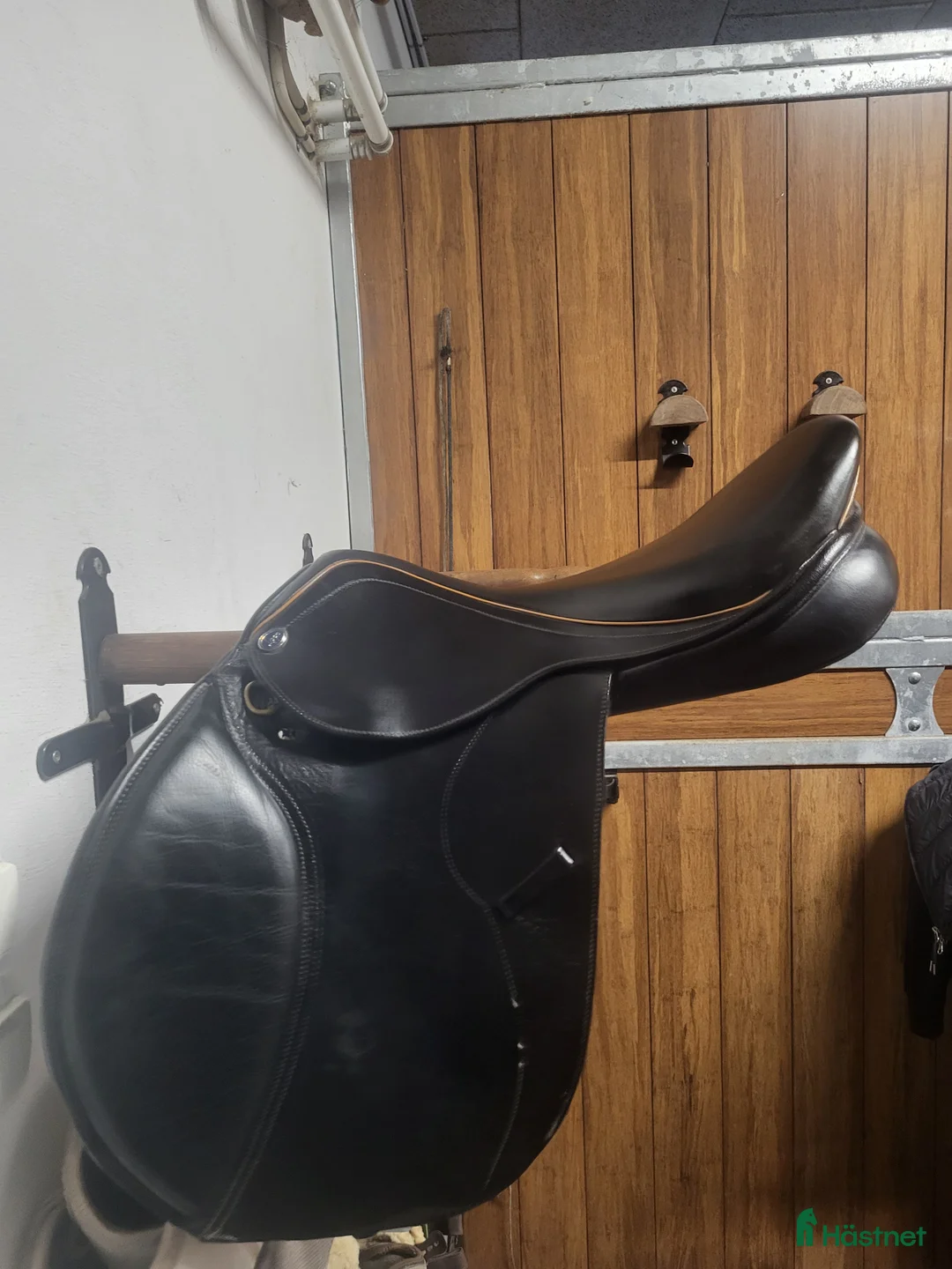 Sadlar hästutrustning till salu: Lippo i Skanör - Annons 2