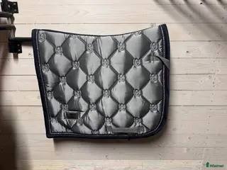 Schabrak & Vojlockar hästutrustning Fina Dressyrschabrak till salu! - Annons 9