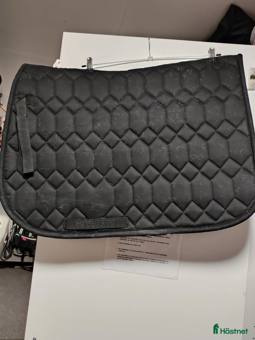 Schabrak & Vojlockar hästutrustning till salu: Hansbo sheeplike hopp/allround  - Annons 1