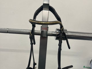 Träns hästutrustning till salu: 2 träns och en martingall till salu i Fagerfjäll - Annons 3