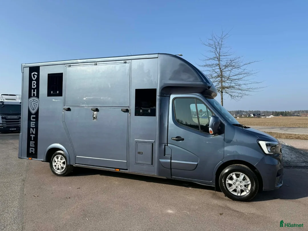 Hästlastbilar  fordon & transport till salu: NORDIC HORSE 5 STUTERI  - Annons 2