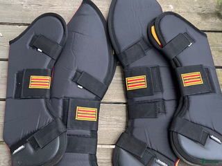 Benskydd hästutrustning till salu: Horseware transportskydd st Full i Lund - Annons 11